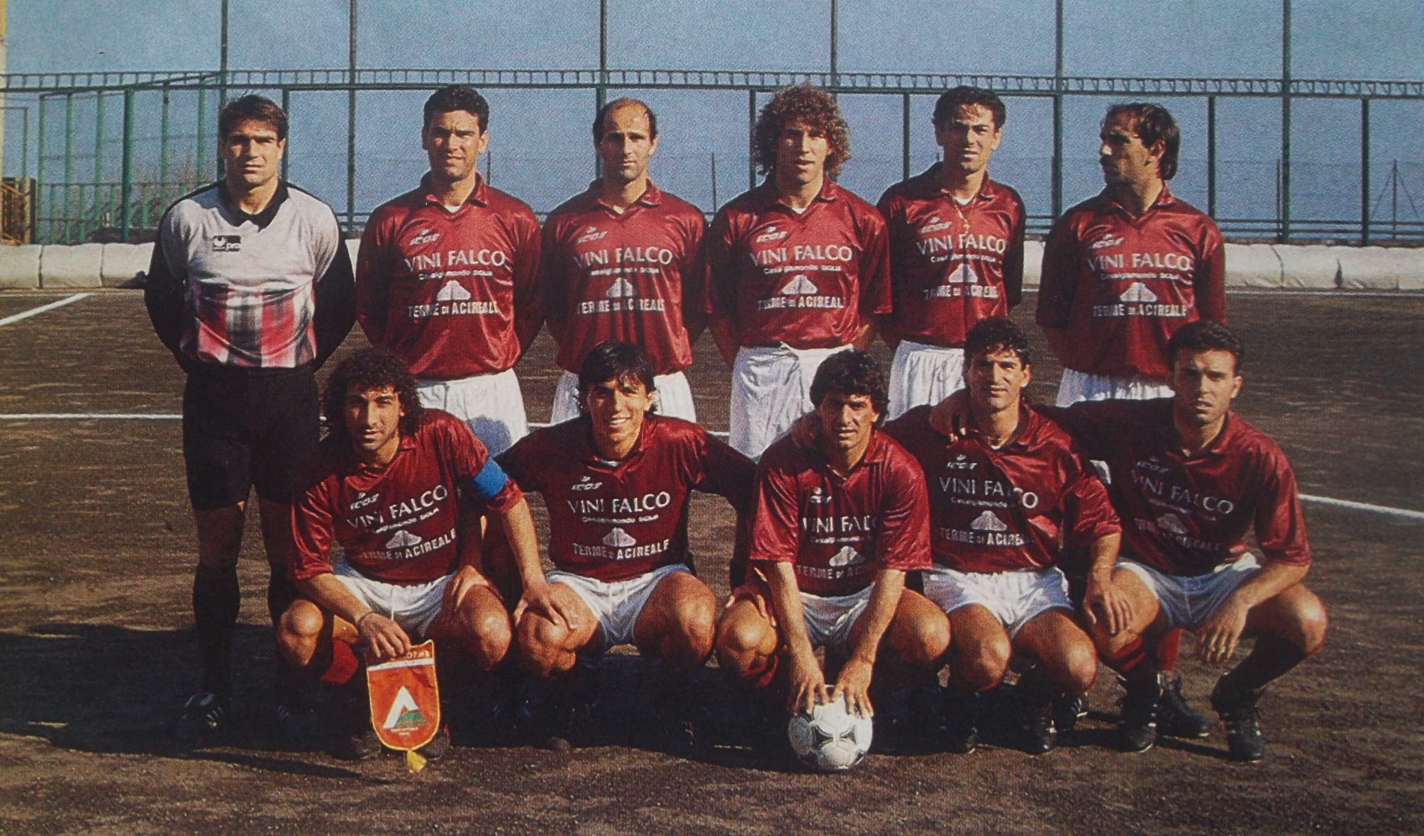 https://acirealecalcio.it/wp-content/uploads/2023/10/Associazione_Sportiva_Acireale_1989-90.jpg